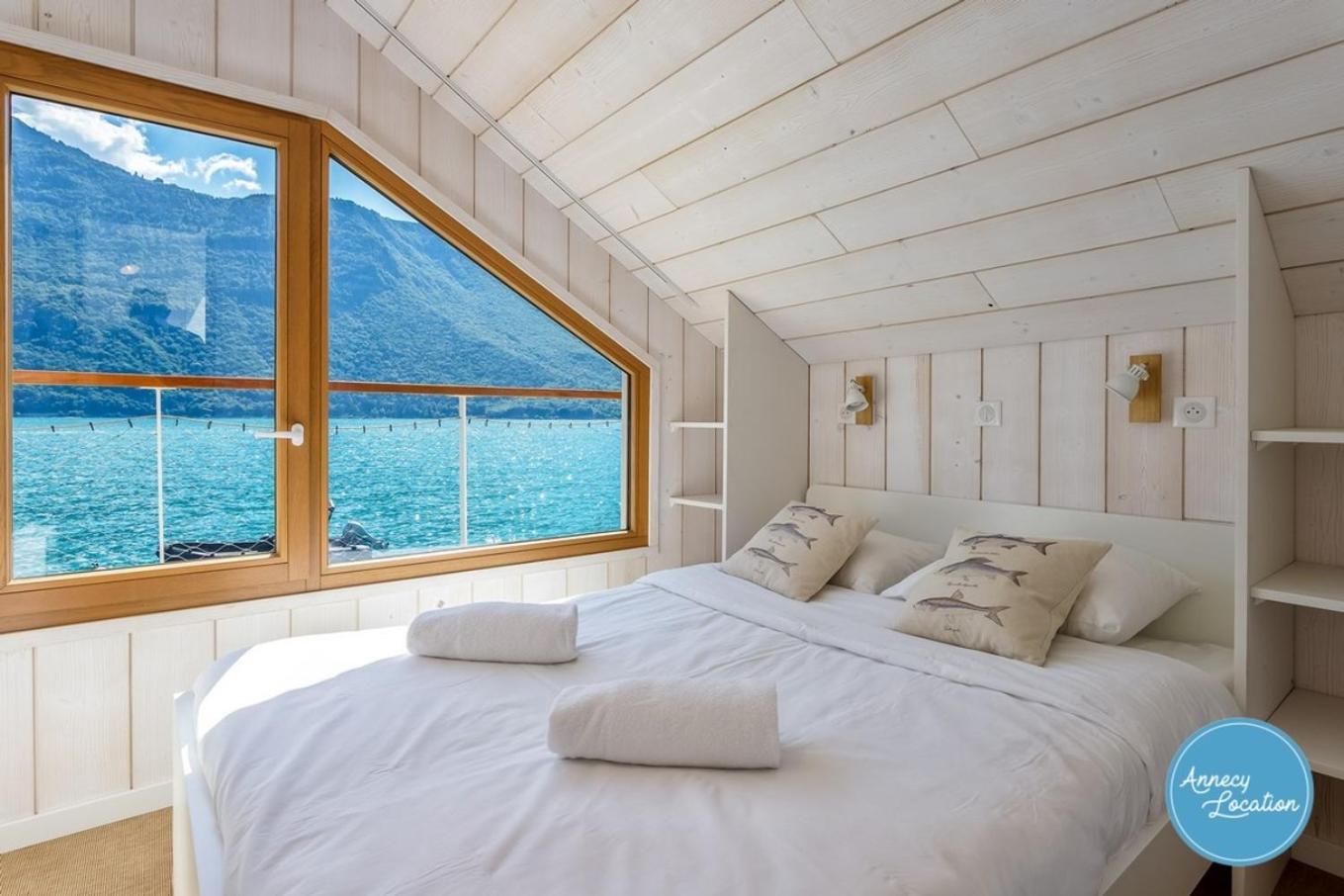 Chalet Coquillage Waterfront Escape On Lake Doussard Eksteriør bilde